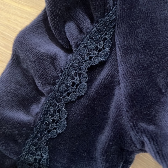 Juicy couture Kids velour 2pc jogger set - Picture 5 of 10